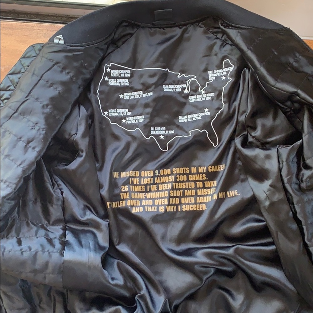 Jordan jacket - Picture 2 of 5
